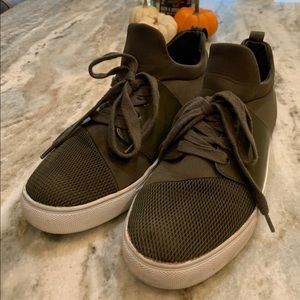 Steve Madden sneakers